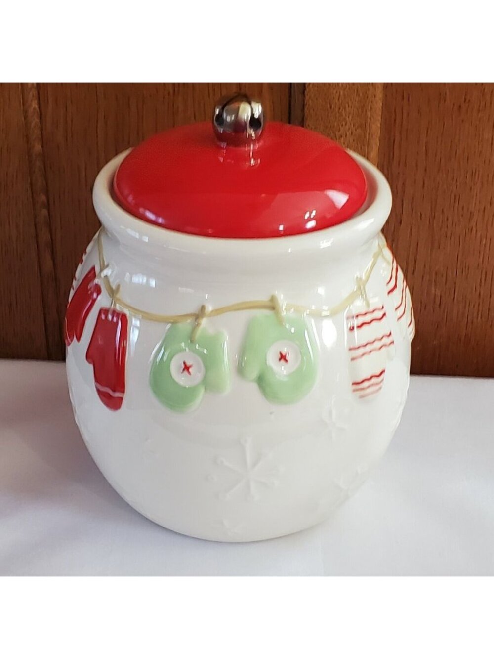 Hallmark Holiday Ceramic Canister Cookie Jar Mittens Red Lid 7" festive Christma